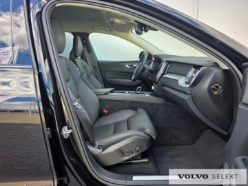 Volvo XC60 II 2025 Volvo XC 60 FV23 Plus Dark B5 250KM AWD ACC Kamera, zdjęcie 14