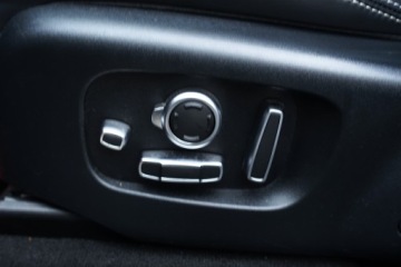 Land Rover Range Rover Velar SUV 2.0 Si4 300KM 2020 Land Rover Range Rover Velar Panorama AWD ACC HSE LED zaw. Pneumatycz, zdjęcie 16