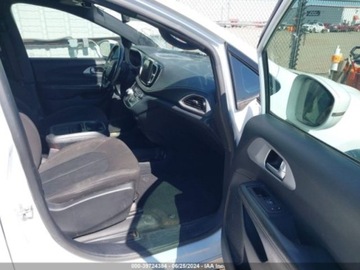 Chrysler Pacifica II 2021 Chrysler Pacifica 2021 Chrysler Pacifica Touring FWD 3.6 Benzyna 287KM, zdjęcie 4