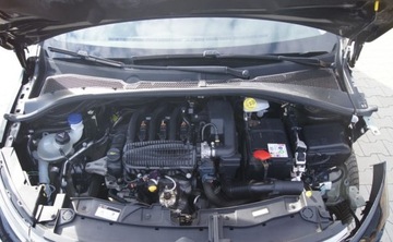 Citroen C3 III Hatchback 1.2 PureTech 82KM 2018 Citroen C3 Citroen C3 1.2 LED 73 000 KM, zdjęcie 5