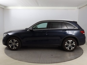 Mercedes GLC C253 SUV Facelifting 2.0 200d 163KM 2021 Mercedes GLC GLC 200 d 4MATIC, Salon Polska, zdjęcie 2