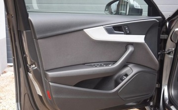 Audi A4 B9 Avant 2.0 TDI 150KM 2016 Audi A4 Avant 2.0 TDI Manual S-Line Sport Keyless-Go Ledy Navi 2.0 Diesel, zdjęcie 17