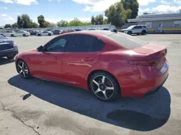 Alfa Romeo Giulia II Sedan Facelifting 2.0 Turbo 280KM 2021 Alfa Romeo Giulia 2021, TI Sport, 2.0L, od ubezpieczalni 2.0 Benzyna 280KM, zdjęcie 5