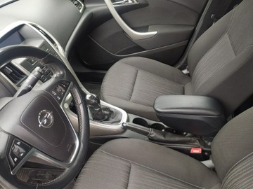 Opel Astra J Hatchback 5d 1.6 Twinport ECOTEC 115KM 2011 Opel Astra 1,6 115 KM ,Salon Polska, zdjęcie 7