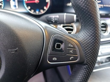 Mercedes Klasa E W213 Limuzyna 2.0 220d 194KM 2017 Mercedes-Benz Klasa E 220 d 4-Matic Exclusive W213, zdjęcie 26