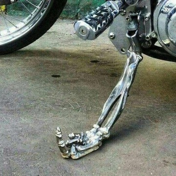 Gotycka unikalna podpórka motocyklowa podpórka boc