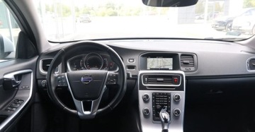 Volvo V60 I Kombi Facelifting 2.0 D3 DRIVE-E 150KM 2016 Volvo V60 2.0 150KM SUMMUM 2 Wlasciciel Serwisowany 2.0 Diesel 150KM, zdjęcie 11