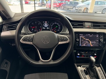 Volkswagen Passat B8 Variant Facelifting 2.0 TDI SCR 150KM 2022 Volkswagen Passat EVO Business / LED / 1właściciel, zdjęcie 13