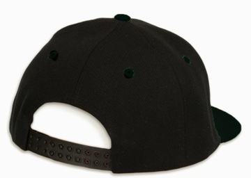 ШЛЯПА ПРЯМОГО КОЗЫРЯ, С ВЫШИВКОЙ ЛОГОТИПА С НАПЕЧАТАННОЙ НАДПИСЬЮ