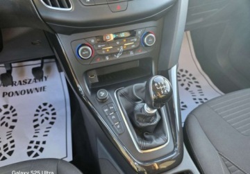 Ford Focus III Kombi Facelifting 1.0 EcoBoost 125KM 2017 Ford Focus Super Stan NAVI - Kamera - 114 Tkm - Zarejstrowany 125KM, zdjęcie 11