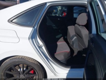 Volkswagen Jetta VI 2024 Volkswagen Jetta gli 40th anniversary edition, 2024r., 2.0L 2.0 Benzyna, zdjęcie 9