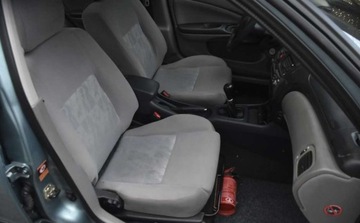 Nissan Almera II Sedan 1.5 90KM 2002 Nissan Almera Nissan Almera 1.5 Comfort High 1.5 Benzyna 90KM, zdjęcie 7