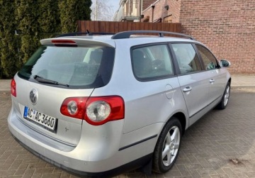 Volkswagen Passat B6 Variant 2.0 TDI-CR DPF 110KM 2010 Volkswagen Passat Variant 2.0 TDI B6 DSG KLIMA NAVI Oplacony Stan bdb ZAM, zdjęcie 13