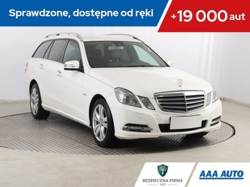 Mercedes Klasa E W212 Kombi 200 CDI BlueEFFICIENCY 136KM 2012