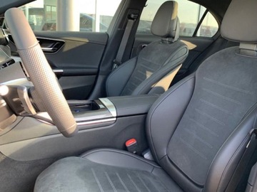 Mercedes Klasa C W206 2025 300 de 4-Matic AMG Sedan 2.0 (326KM) 2025, zdjęcie 3