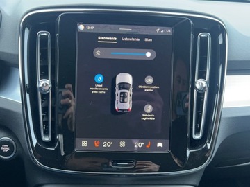 Volvo XC40 Crossover Facelifting 2.0 B3 163KM 2025 Volvo XC 40 VOLVO XC40 B3 Plus Dark Benzyna (163+1, zdjęcie 24