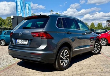 Volkswagen Tiguan II SUV 2.0 TDI 150KM 2017 Volkswagen Tiguan 2.0 TDI 4x4 4motion keylessgo el. klapa SOUND temp ACC L, zdjęcie 8
