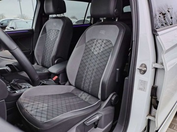 Volkswagen Tiguan Allspace SUV Facelifting 2.0 TSI 245KM 2022 Volkswagen Tiguan Allspace FV23 Panorama R-line ACC Virtual HK 4x4 ASO Mat, zdjęcie 10