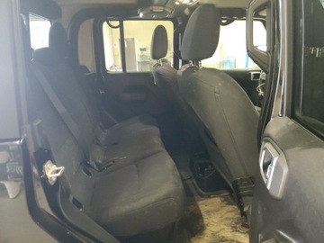 Jeep Gladiator 2021 Jeep Gladiator Sport 2021 3.6 Benzyna 285KM, zdjęcie 10