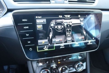 Skoda Superb III Kombi Plug-In Hybrid 1.4 TSI Plug-In-Hybrid 218KM 2021 Skoda Superb Style Combi IV Plug-In Hak Kessy Matrix NaviColumbus 19 ASO, zdjęcie 23
