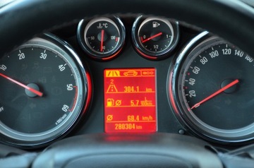 Opel Astra J Sports Tourer Facelifting 1.6 CDTI  136KM 2014 ZAREJESTROWANA LIFT 1.6CDTI 136KM SERWIS LEDY NAVI KAMERA BLISS ALU 2xPDC, zdjęcie 33