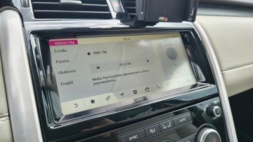 Land Rover Discovery V Terenowy 3.0 TD6 258KM 2017 Land Rover Discovery 3.0TDI 258KM 4x4 Pneumatyka L, zdjęcie 27