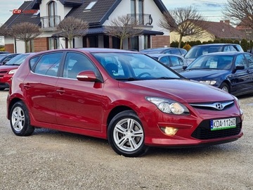 Hyundai i30 I CW Facelifting 1.4 DOHC 109KM 2011 Hyundai i30 Jak nowy 190 tys km z Niemiec pierwszy wlasciciel 1.4 benzyna
