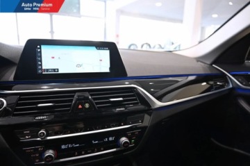 BMW Seria 5 G30-G31 Limuzyna 520i 184KM 2020 BMW Seria 5 520iFV23LED Fog lightsFotel SportowySport Line 2.0 Benzyna, zdjęcie 11