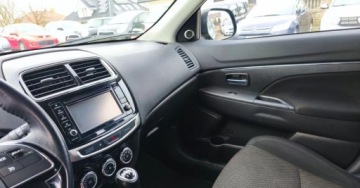 Mitsubishi ASX I SUV Facelifting 2016 1.6 117KM 2017 Mitsubishi ASX Mitsubishi ASX 1.6 Benzyna 117KM, zdjęcie 16
