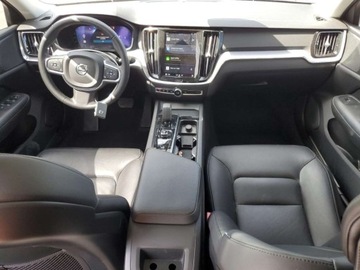 Volvo S60 III 2024 Volvo S60 Core 2024 2.0l 2.0 Benzyna 247KM, zdjęcie 8