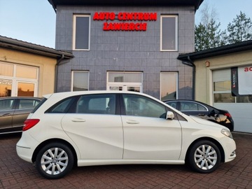 Mercedes Klasa B W246 Sports Tourer 180 BlueEFFICIENCY 122KM 2013 Mercedes B 180 1.6 Benzyna Xenon Navi, zdjęcie 12