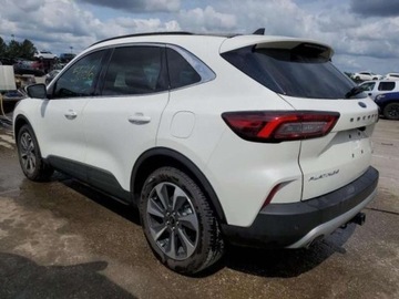 Ford Kuga III 2024 Ford Kuga 2024, 2.0L, 4x4, PLATINUM, po gradobiciu 2.0 Benzyna 250KM, zdjęcie 5