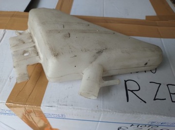 Suzuki GSX-R zbiorniczek płynu