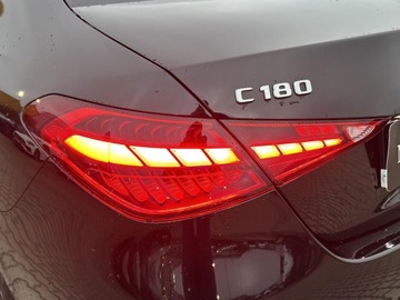 Mercedes Klasa C W206 Limuzyna 1.5 180 170KM 2024 Mercedes-Benz C 180, zdjęcie 10