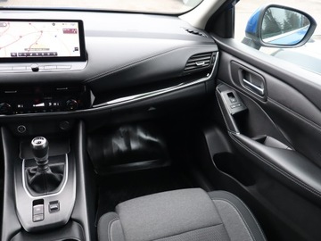 Nissan Qashqai III Crossover 1.3 DIG-T MHEV 140KM 2022 Nissan Qashqai 1.3 DIG-T MHEV, Salon Polska, zdjęcie 7