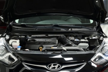 Hyundai i40 Kombi 1.7 CRDi HIGH 136KM 2012 Hyundai i40 1.7 CRDi Automat Led Navi Climatronic Kamera Lopatki Temp. Gwa, zdjęcie 7