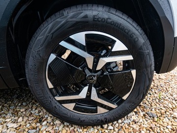 Peugeot 2008 II 2025 Od ręki - Allure e-DCS 1.2 mHEV 145KM / Pakiet Navigation i Access, zdjęcie 17