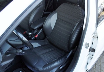 Peugeot 2008 I SUV Facelifting 1.2 PureTech 130KM 2018 Peugeot 2008 1.2 130 KM Allure MirrorScreen Czujniki Navi Panorama Salon PL, zdjęcie 11