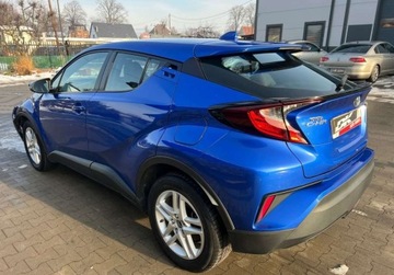 Toyota C-HR I Crossover Facelifting 1.8 Hybrid 122KM 2021 Toyota C-HR 1.8 Hybryda Kamera Klimatyzacja Tempomat Sensor LED 1.8 Hybryda, zdjęcie 3