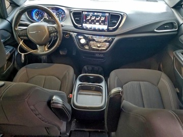 Chrysler Pacifica II 2021 Chrysler Pacifica 2021r., Touring, 3.6L, od ubezpieczalni 3.6 Benzyna 291KM, zdjęcie 7
