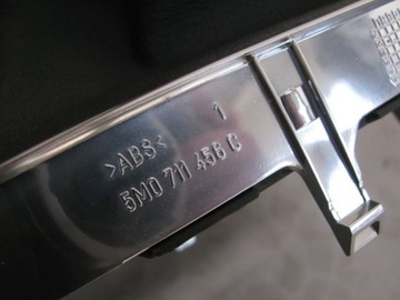 VW GOLF V+ 5 PLUS РУЧКА ПЕРЕКЛЮЧЕНИЯ ПЕРЕДАЧ 5M0411456C