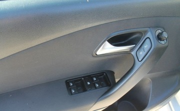 Volkswagen Polo V Hatchback 5d 1.6 TDI-CR DPF 90KM 2011 Volkswagen Polo 1.6 Diesel 90KM, zdjęcie 18