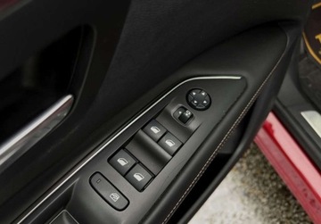 Peugeot 3008 II Crossover 1.6 THP 165KM 2018 Peugeot 3008 II 1.6 GT-line LED 165KM gwarancja AUTOMAT 50.000km, zdjęcie 31