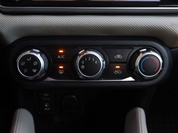 Nissan Micra V 1.5 dCi 90KM 2017 Nissan Micra 1.5 dCi, Navi, Klima, Tempomat, zdjęcie 12