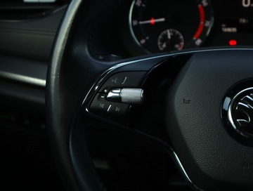 Skoda Octavia III Liftback Facelifting 1.5 TSI ACT 150KM 2020 Skoda Octavia 1.5 TSI, Salon Polska, Serwis ASO, zdjęcie 17