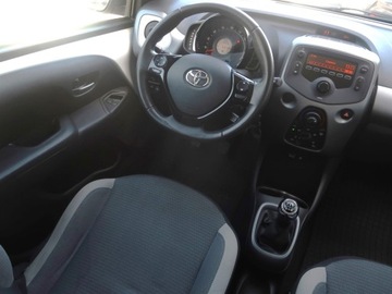 Toyota Aygo II Hatchback 3d Facelifting 1.0 VVT-i 72KM 2020 Toyota Aygo 1.0 VVT-i, Salon Polska, Serwis ASO, zdjęcie 6