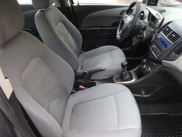 Chevrolet Aveo T300 Sedan 1.2 86KM 2013 Chevrolet Aveo 1.2 i 16V, Salon Polska, zdjęcie 8