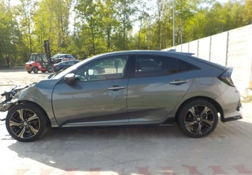 Honda Civic X Hatchback 5d 1.5 VTEC Turbo 182KM 2017 Honda Civic Okazja 1.5 Benzyna 182KM, zdjęcie 9