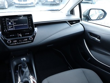 Toyota Corolla XII Sedan 1.8 Hybrid 122KM 2022 Toyota Corolla 1.8 Hybrid, Salon Polska, zdjęcie 7