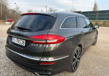 Ford Mondeo V Kombi Facelifting 2.0 EcoBlue 190KM 2019 Ford Mondeo Ford Mondeo 2.0 EcoBlue Vignale AWD 2.0 Diesel 190KM, zdjęcie 11